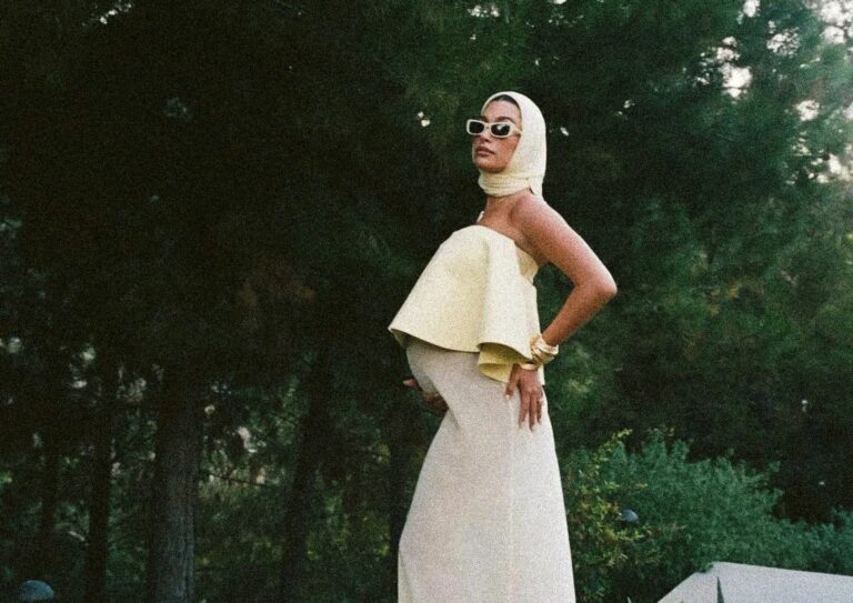 Hailey Bieber Pregnant