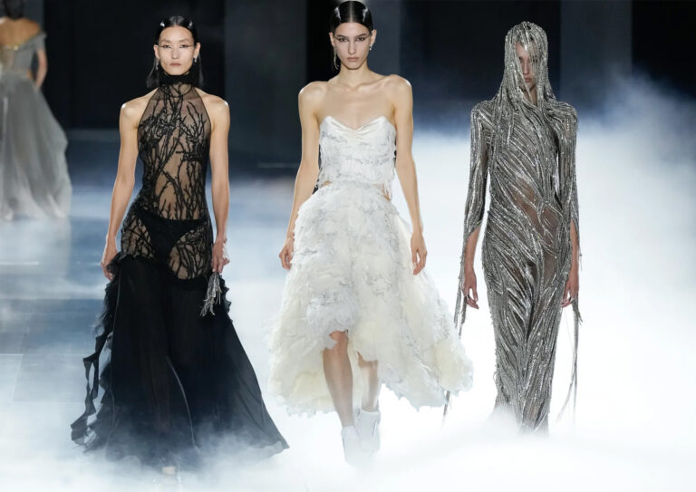 Alexander McQueen Spring 2025