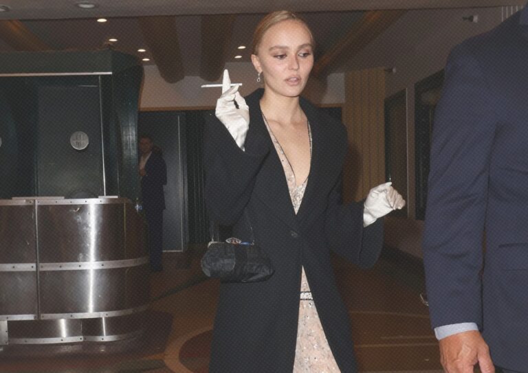 Lily-Rose Depp Revive el Glamour 1920s para una Noche en L.A.