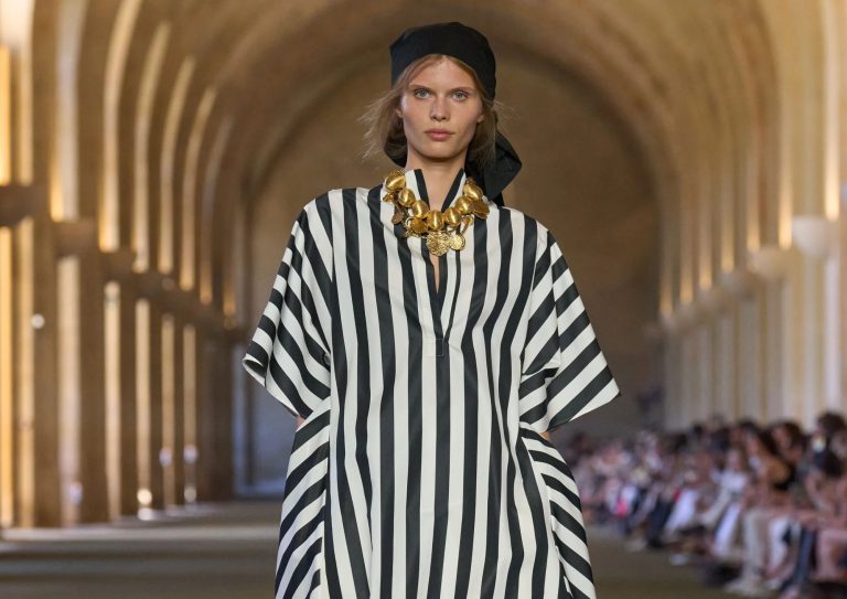 Jacquemus Spring 2026: Las girlies convertirán los manteles en alta costura