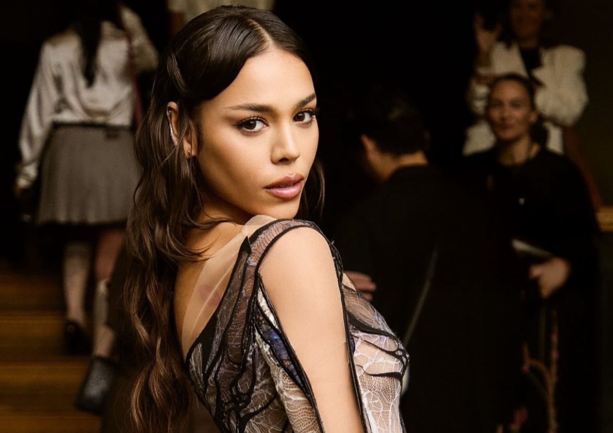 Las latin girlies toman paris