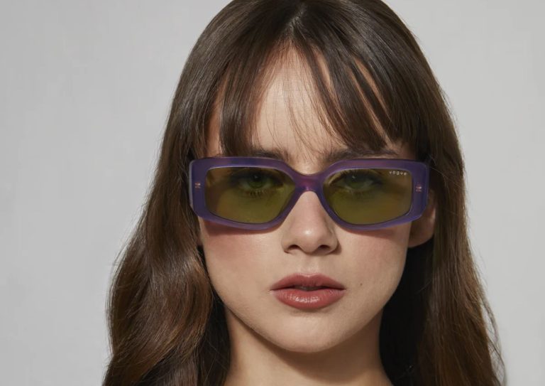 Vogue Eyewear trae los lentes vintage que toda girlie sueña tener