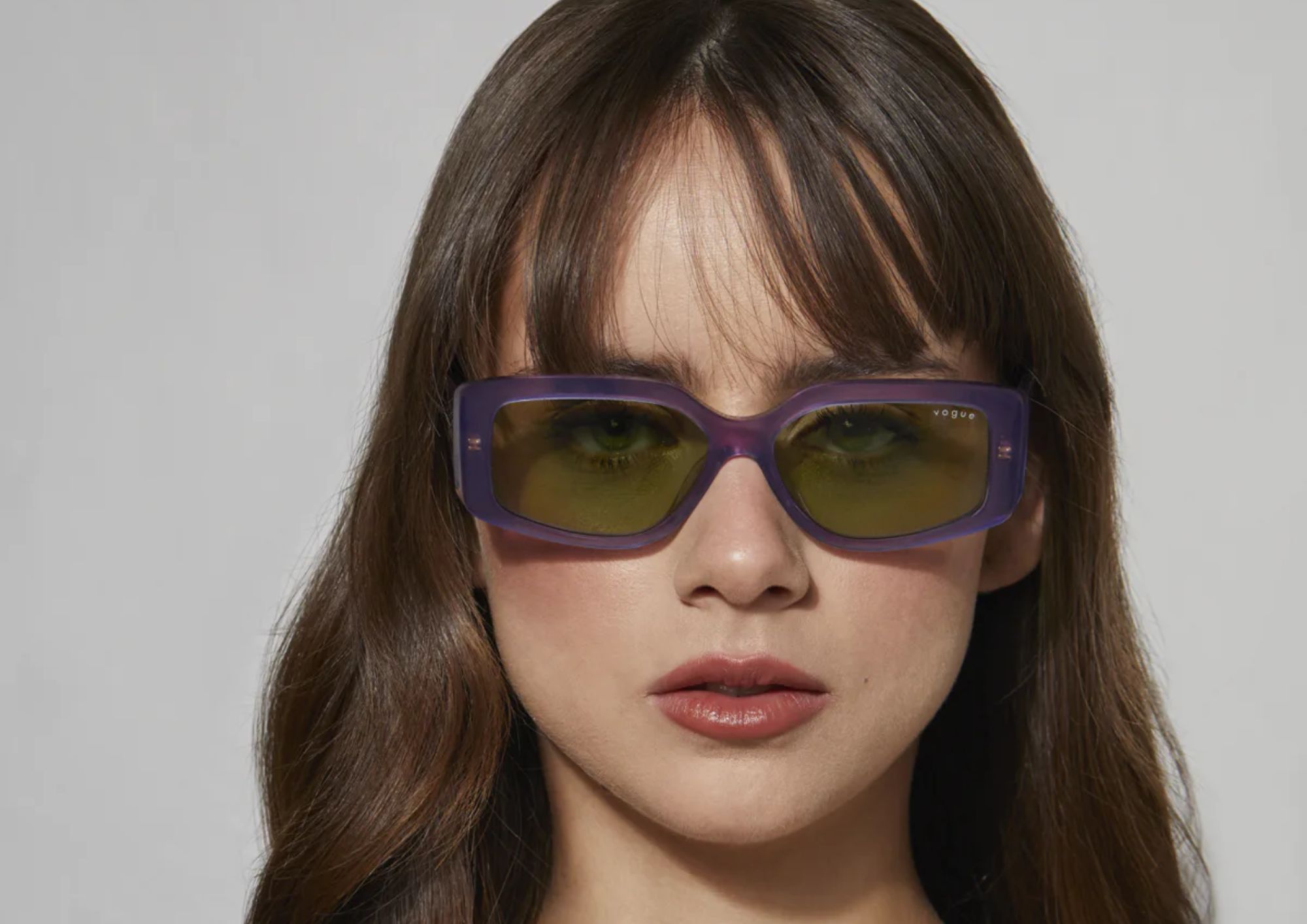 Vogue Eyewear trae los lentes vintage que toda girlie sueña tener