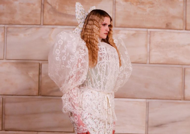 Marc Jacobs Fall 2025: Bratz vampirescas