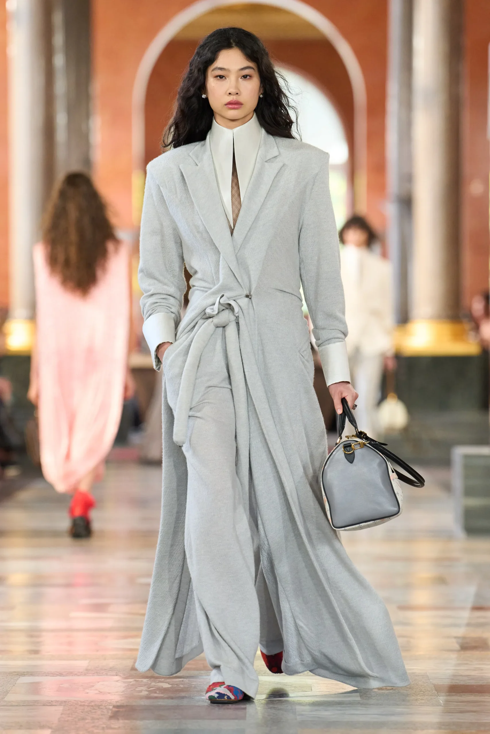 Louis Vuitton Spring 2026: La flojera se refina