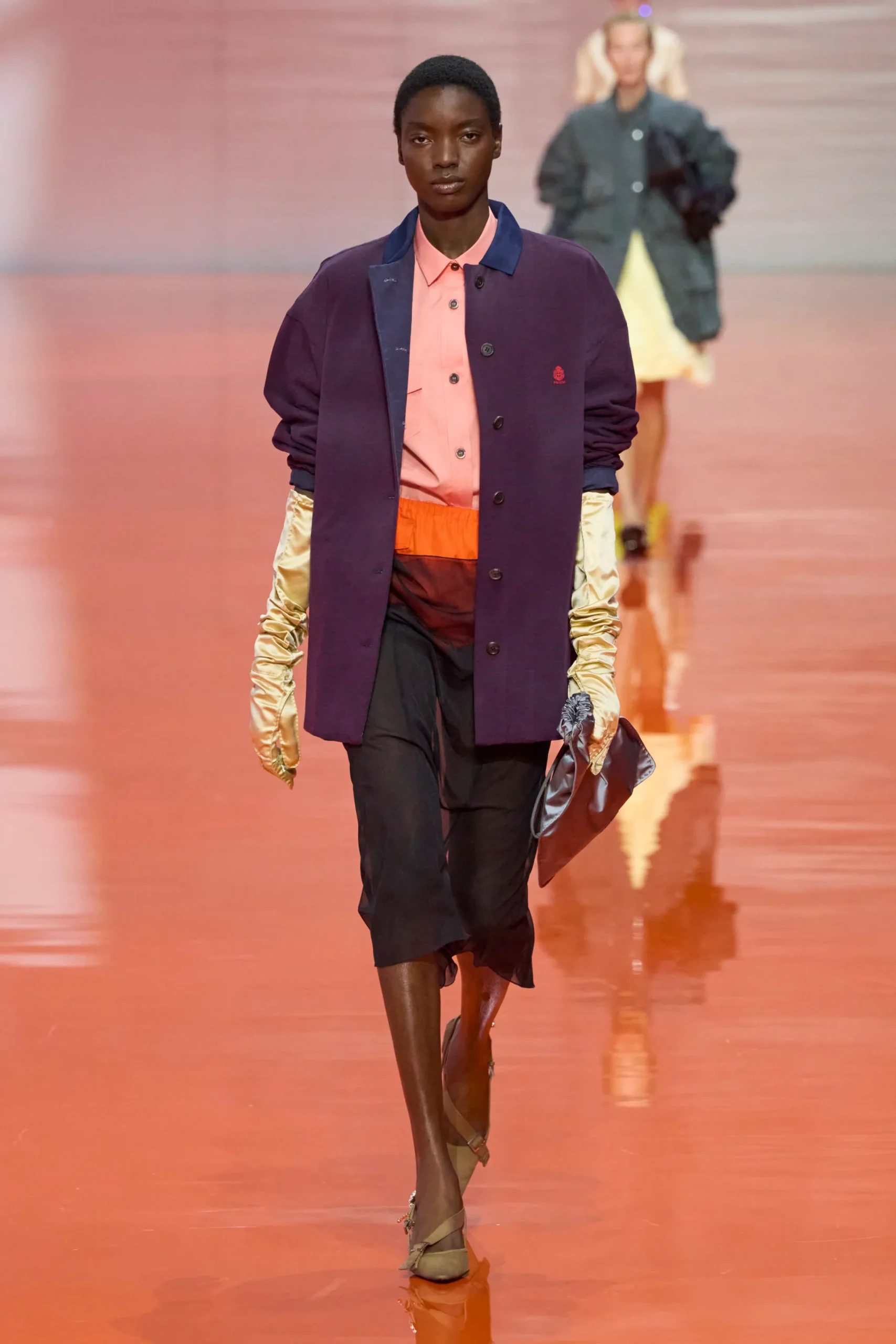 Prada Spring 2026: Una locura chic