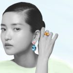 Prada redefine el lujo con un estallido de technicolor