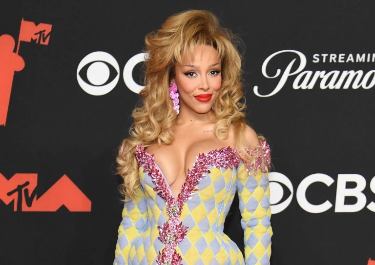 Las girlies mejor vestidas de los MTV VMAs 2025