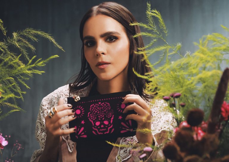 Entre Almas y Flores: Yuya e IPSY reinventan el Día de Muertos