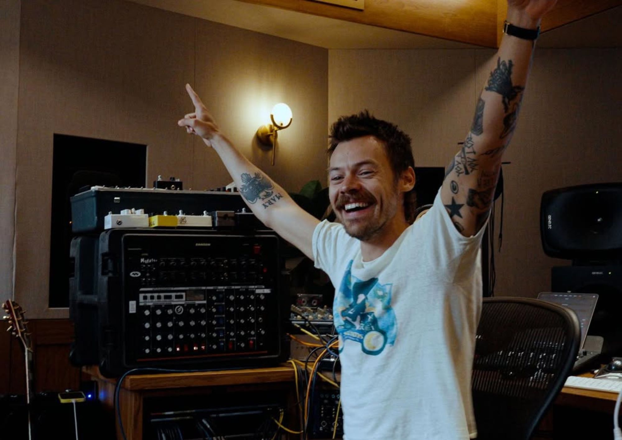 Harry Styles anuncia gira y sorpresa: viene a México