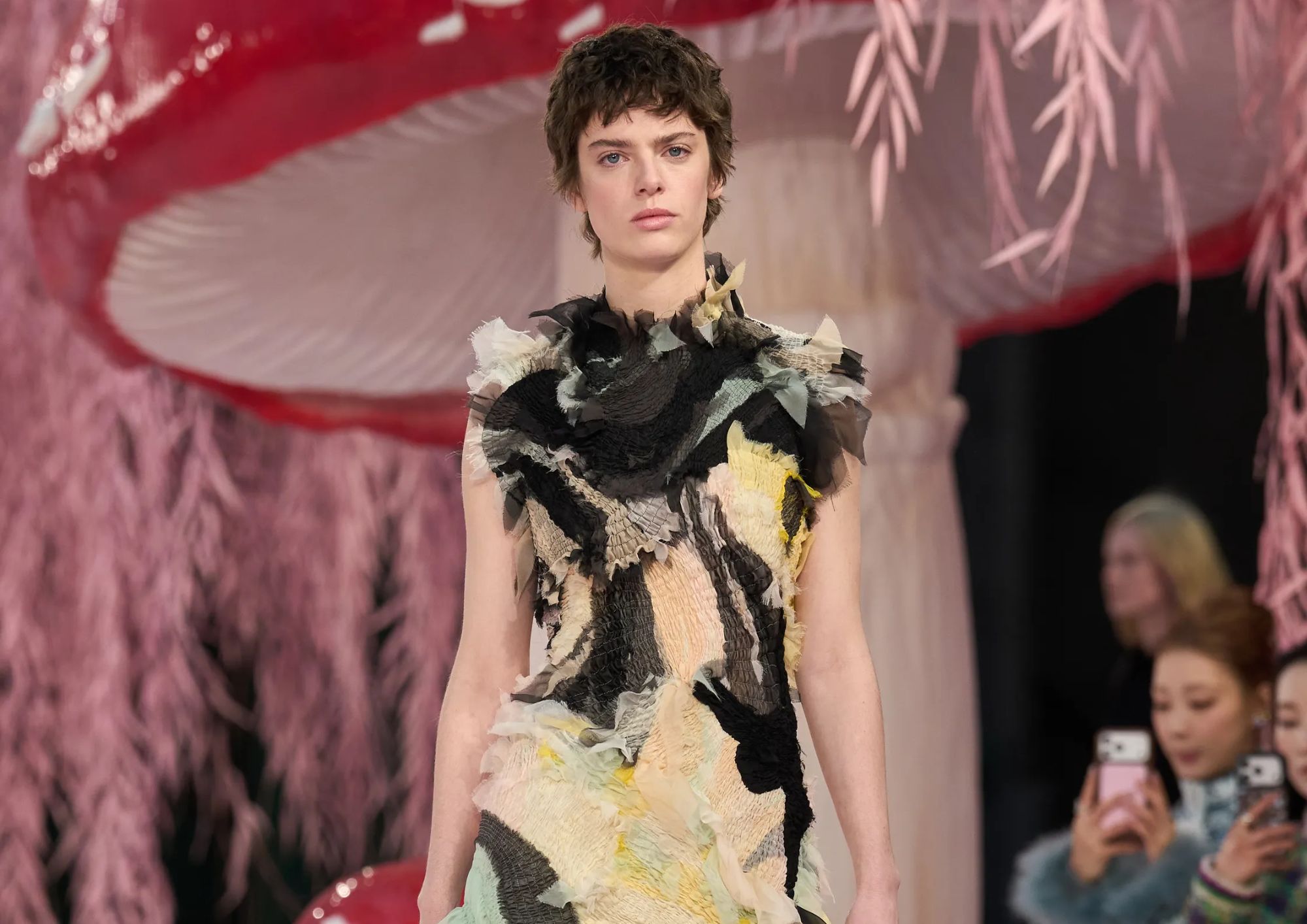 Chanel spring 2026 couture: un cuento de hadas alucinante