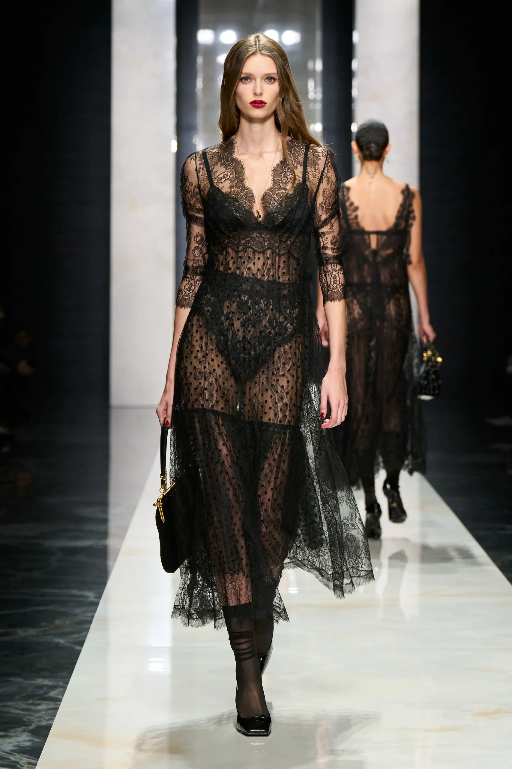 Dolce & Gabbana Fall 2026: el poder del encaje