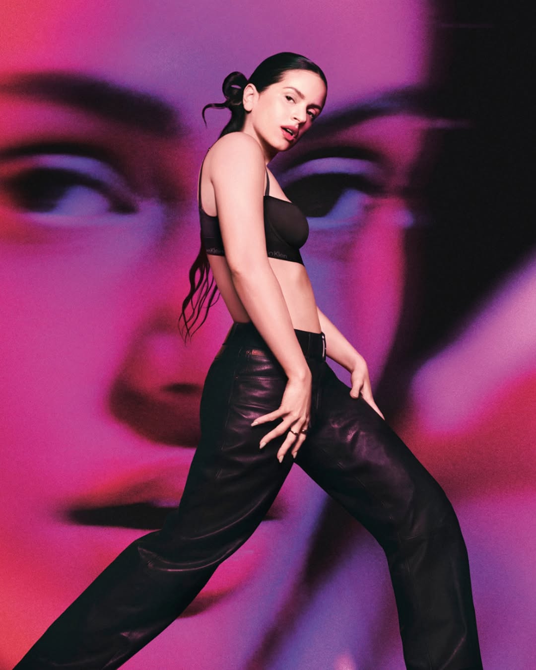 Rosalía es la nueva embajadora de CK Euphoria Elixirs