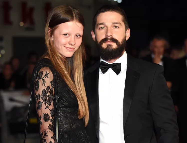 ¿Qué está pasando entre Mia Goth y Shia LaBeouf?