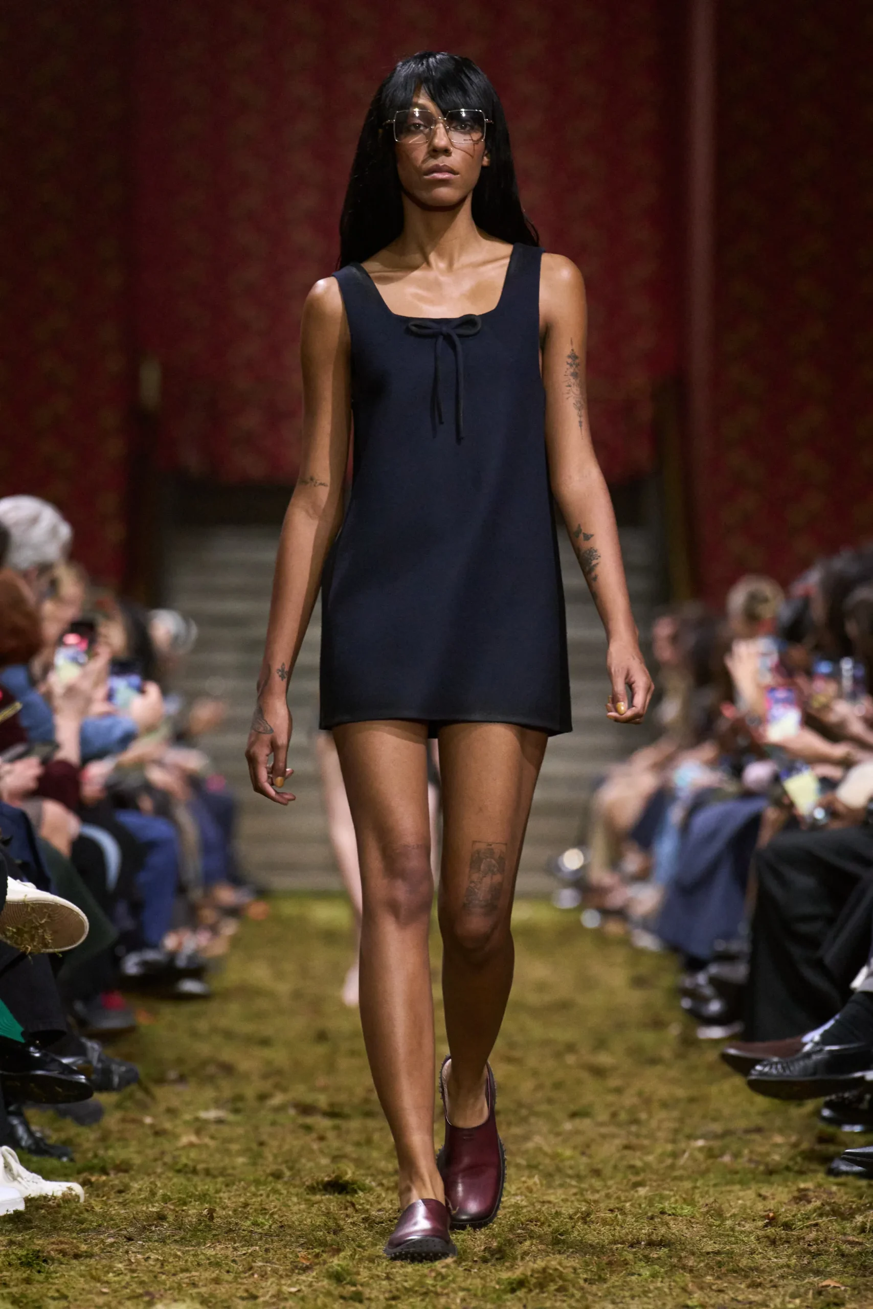 Miu Miu Fall 2026: el arte de vestir simple