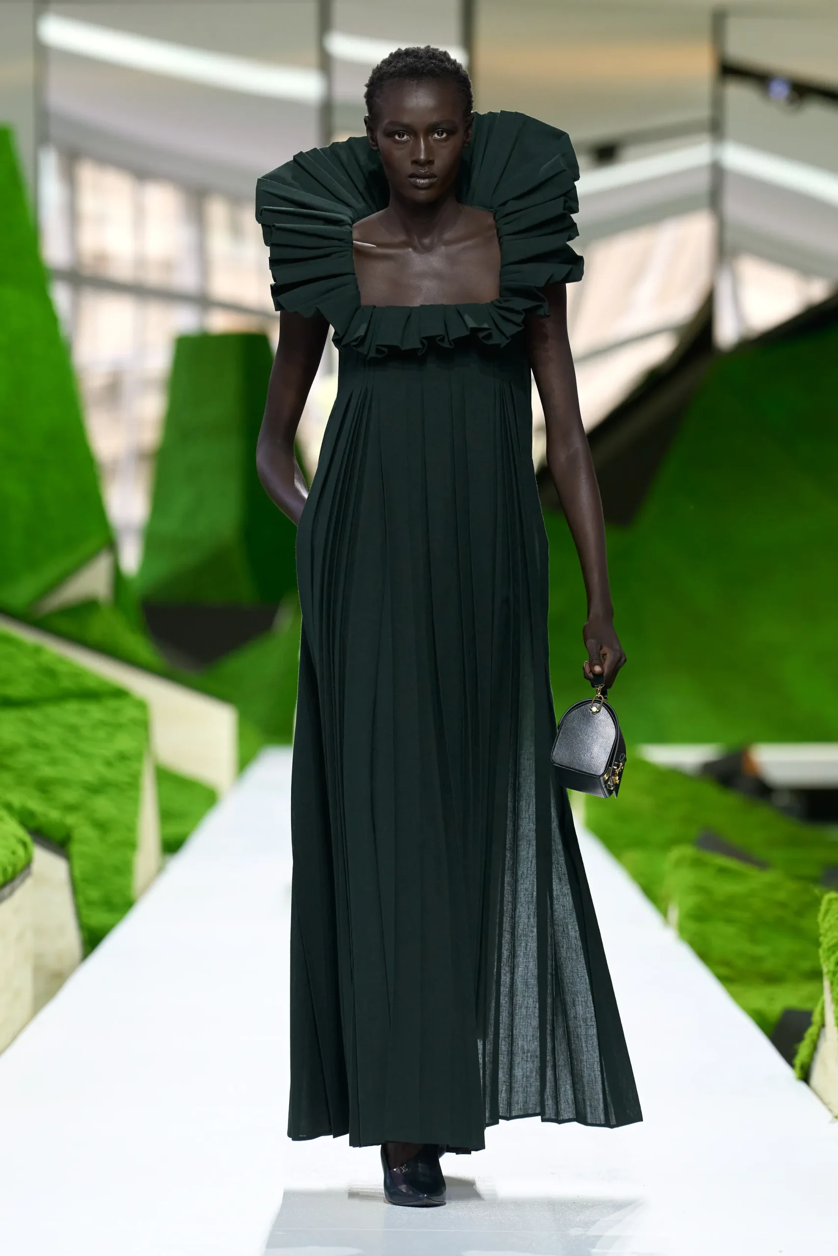 Louis Vuitton Fall 2026: El poder oculto de las ovejas