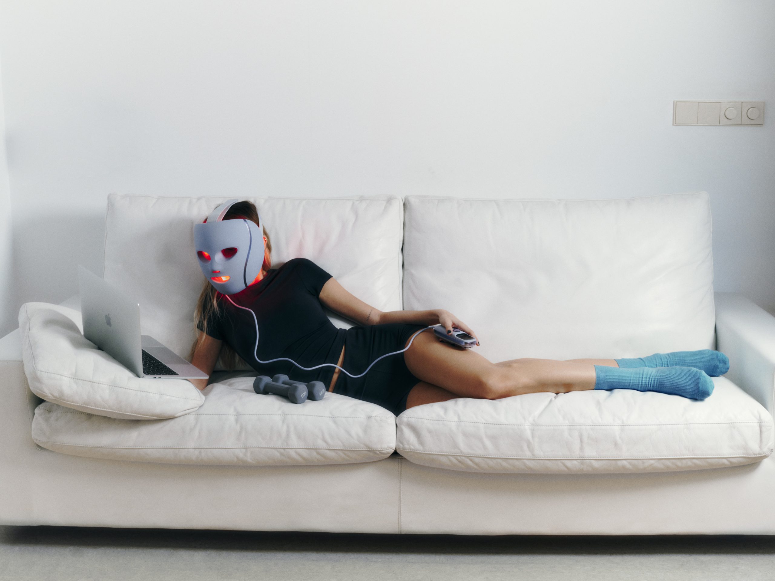 Entre capris, bombers y ballerinas: así se reinventa el athleisure de Bershka Active