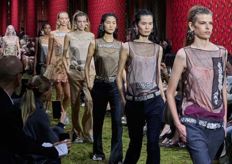 Miu Miu Fall 2026: el arte de vestir simple