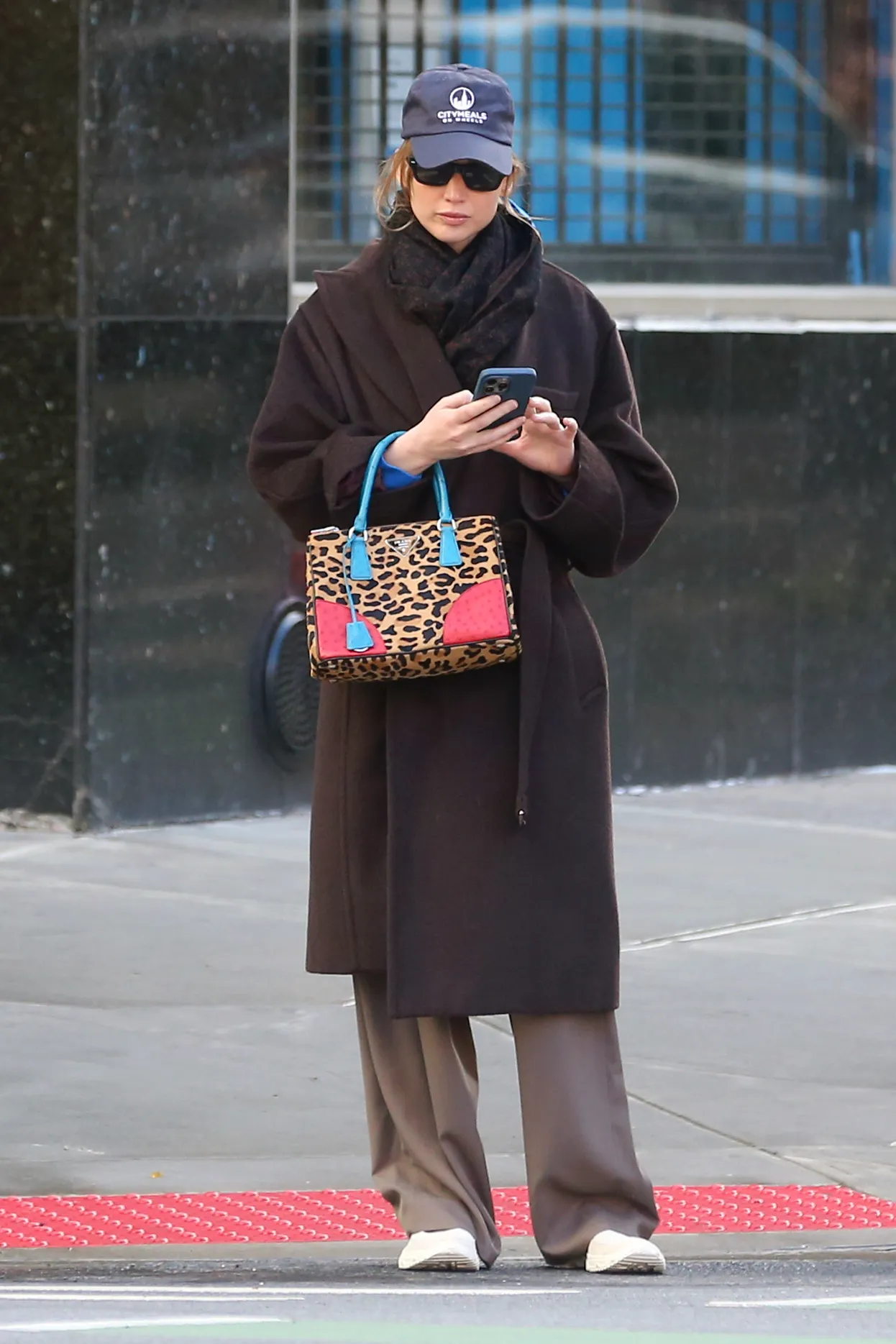 El bolso con estampado de leopardo es el nuevo must-have de primavera 