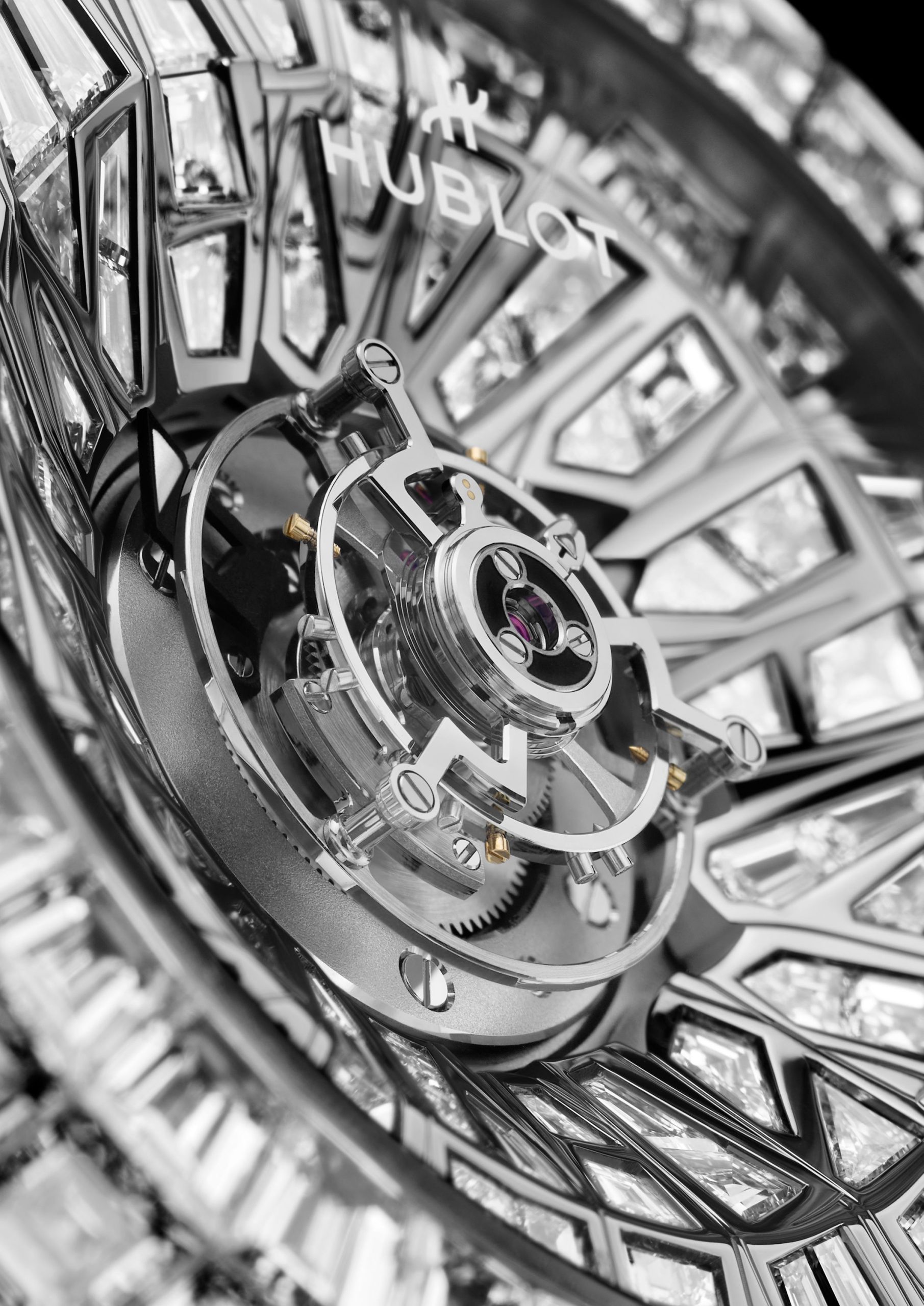 Hublot lanza un reloj cubierto de diamantes 