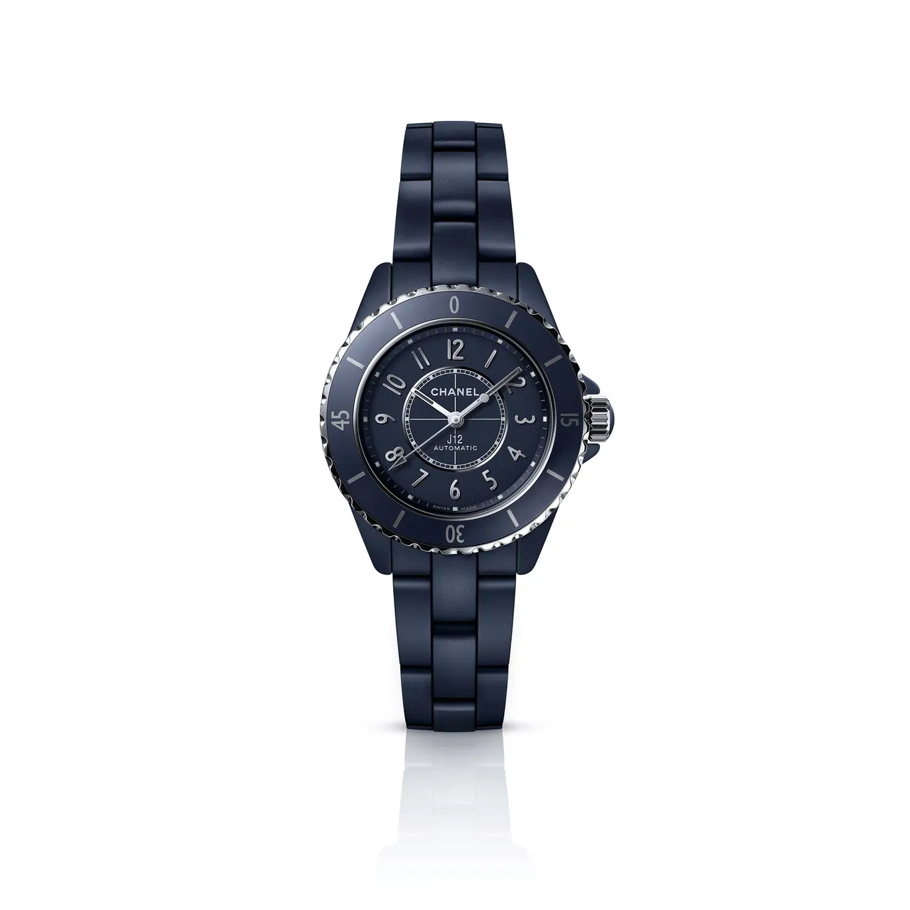 Chanel transforma la relojería en un gesto de belleza