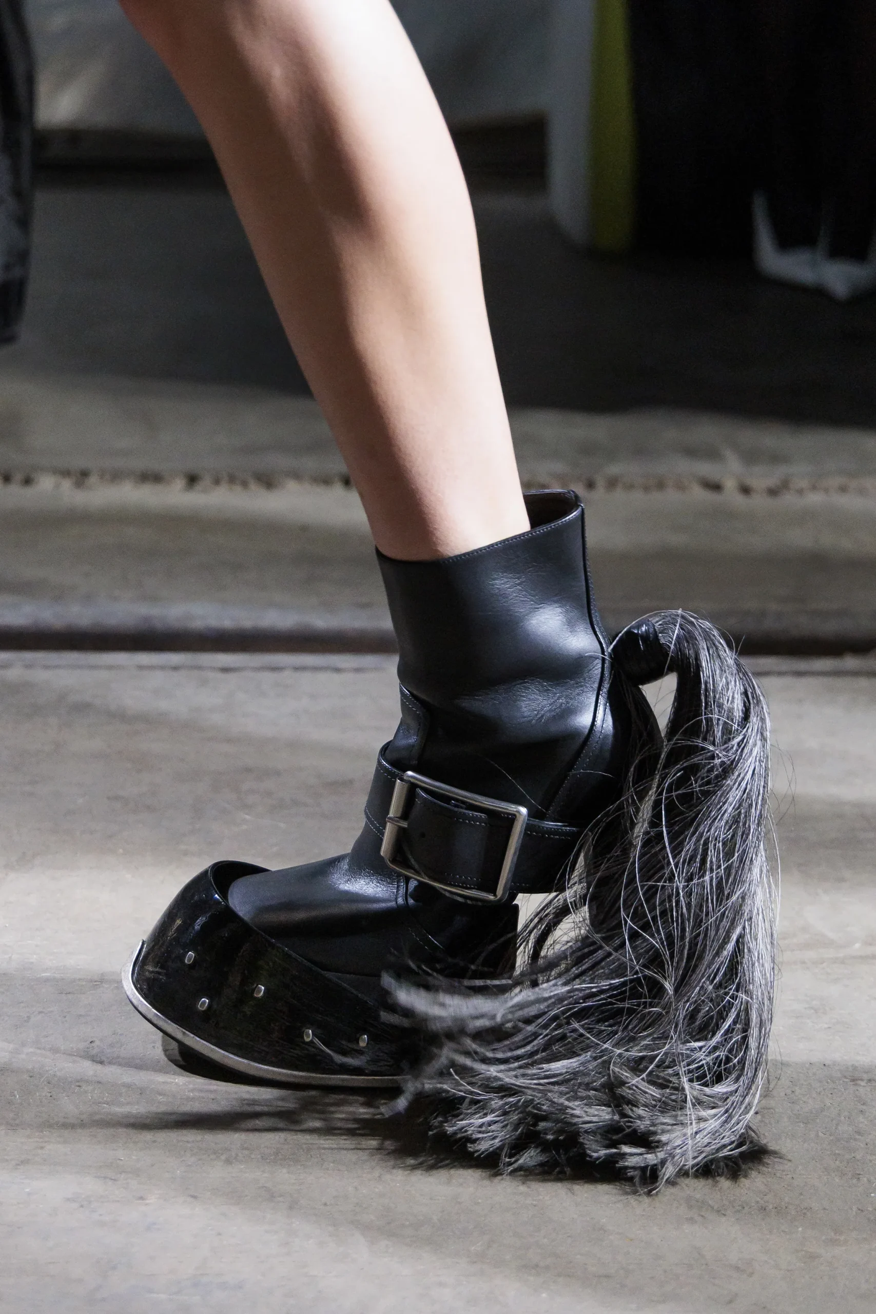 Los zapatos más locos que usado las girlies en pasarelas 