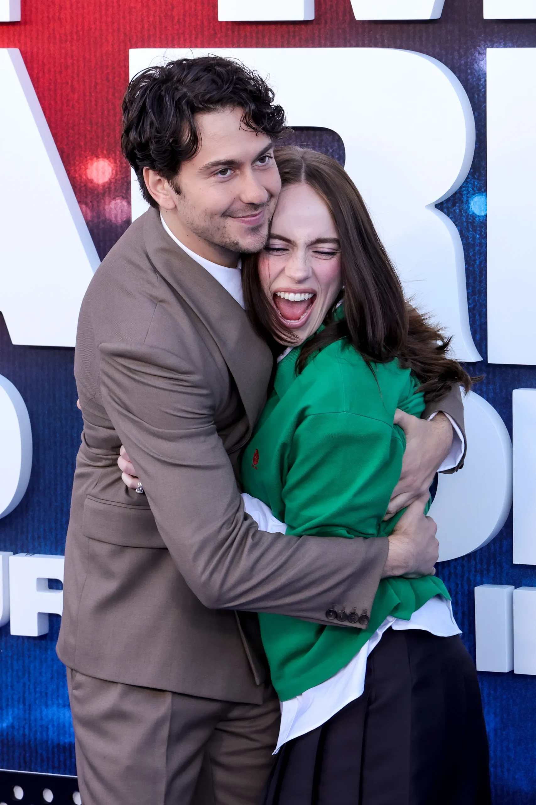Billie Eilish y Nat Wolff debutan oficialmente como pareja 