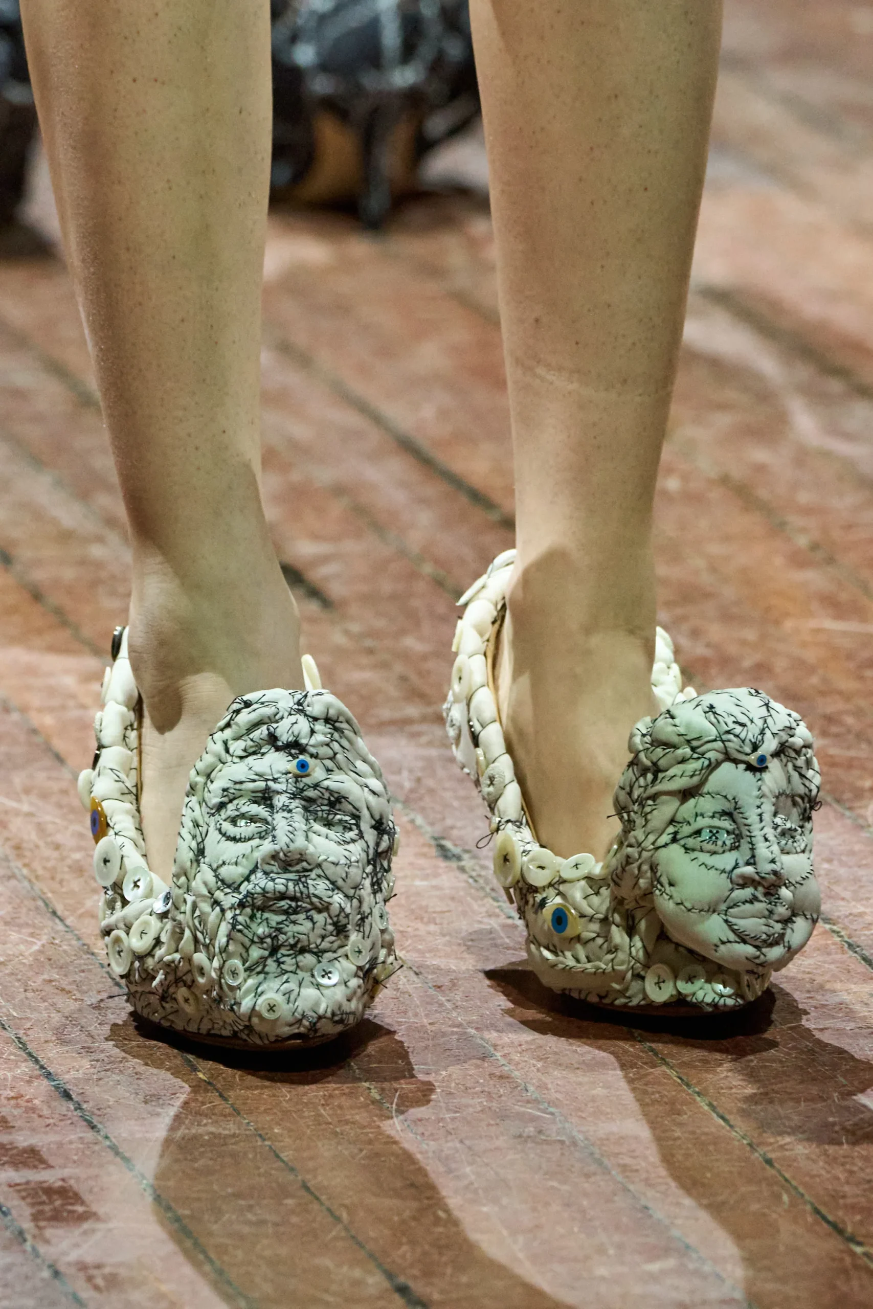Los zapatos más locos que usado las girlies en pasarelas 