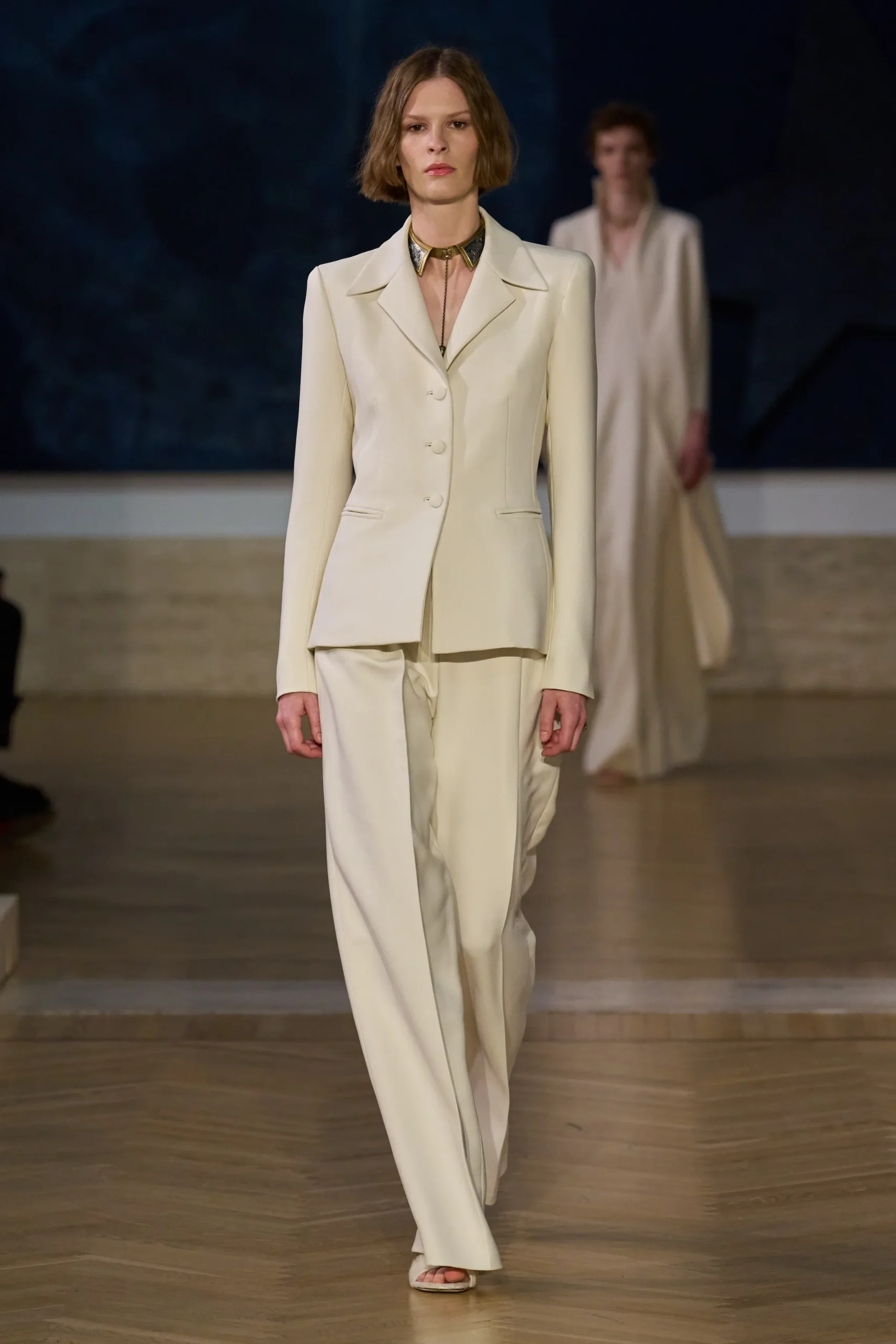 Fendi Fall 2026 couture: la alta costura vuelve a poner el cuerpo de la mujer en el centro