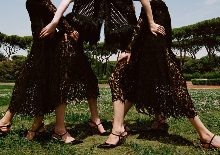 Fendi reinventa el Colibrì y sí, este es el pump que queremos llevar todo el otoño
