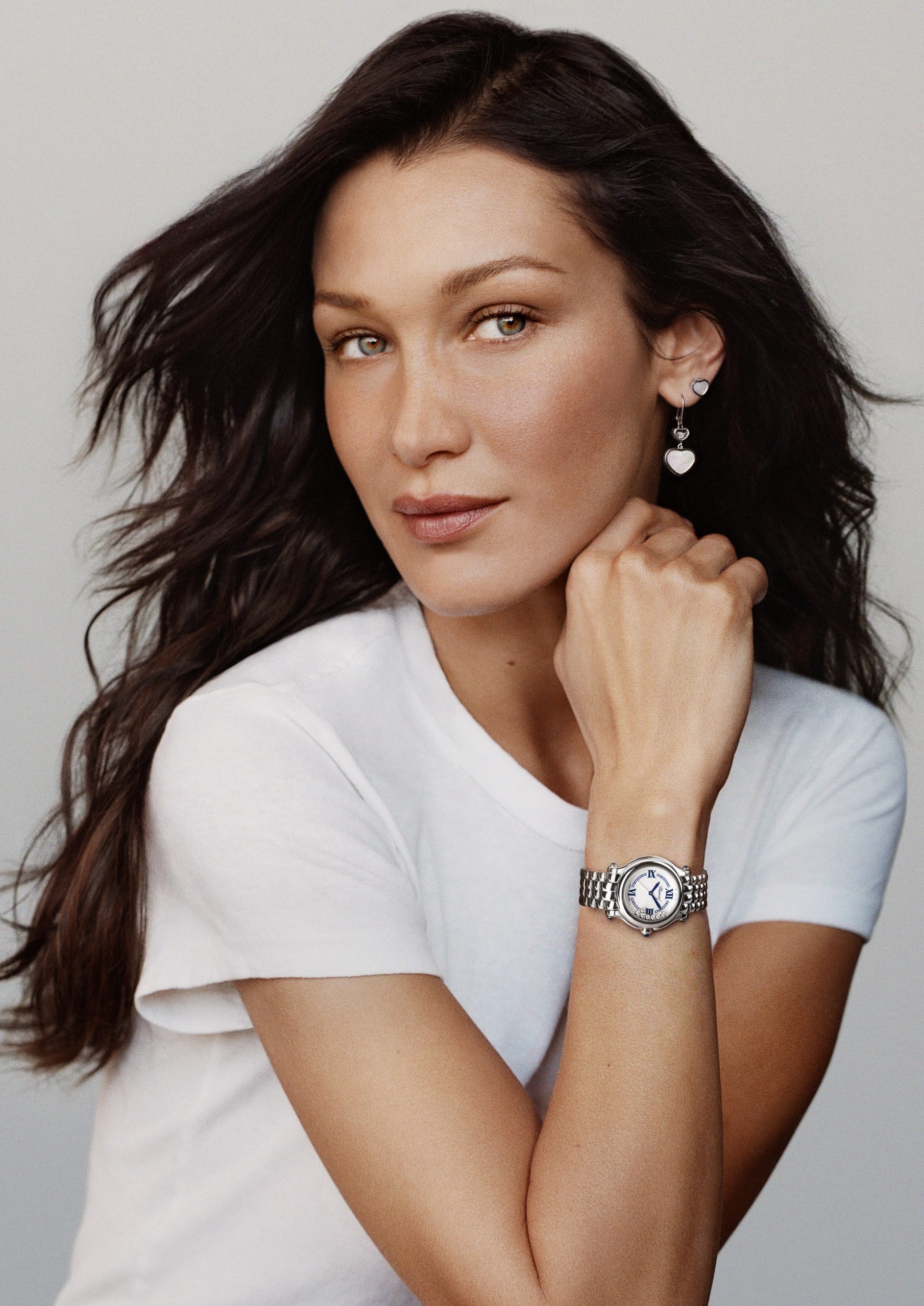 Chopard celebra 50 años de Happy Diamonds con Bella Hadid y Liu Wen