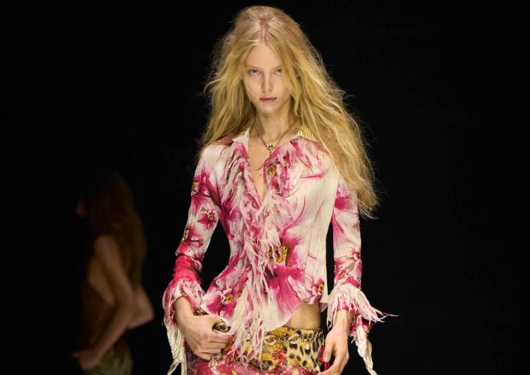 Roberto Cavalli Spring 2027: necesitamos este exceso dosmilero