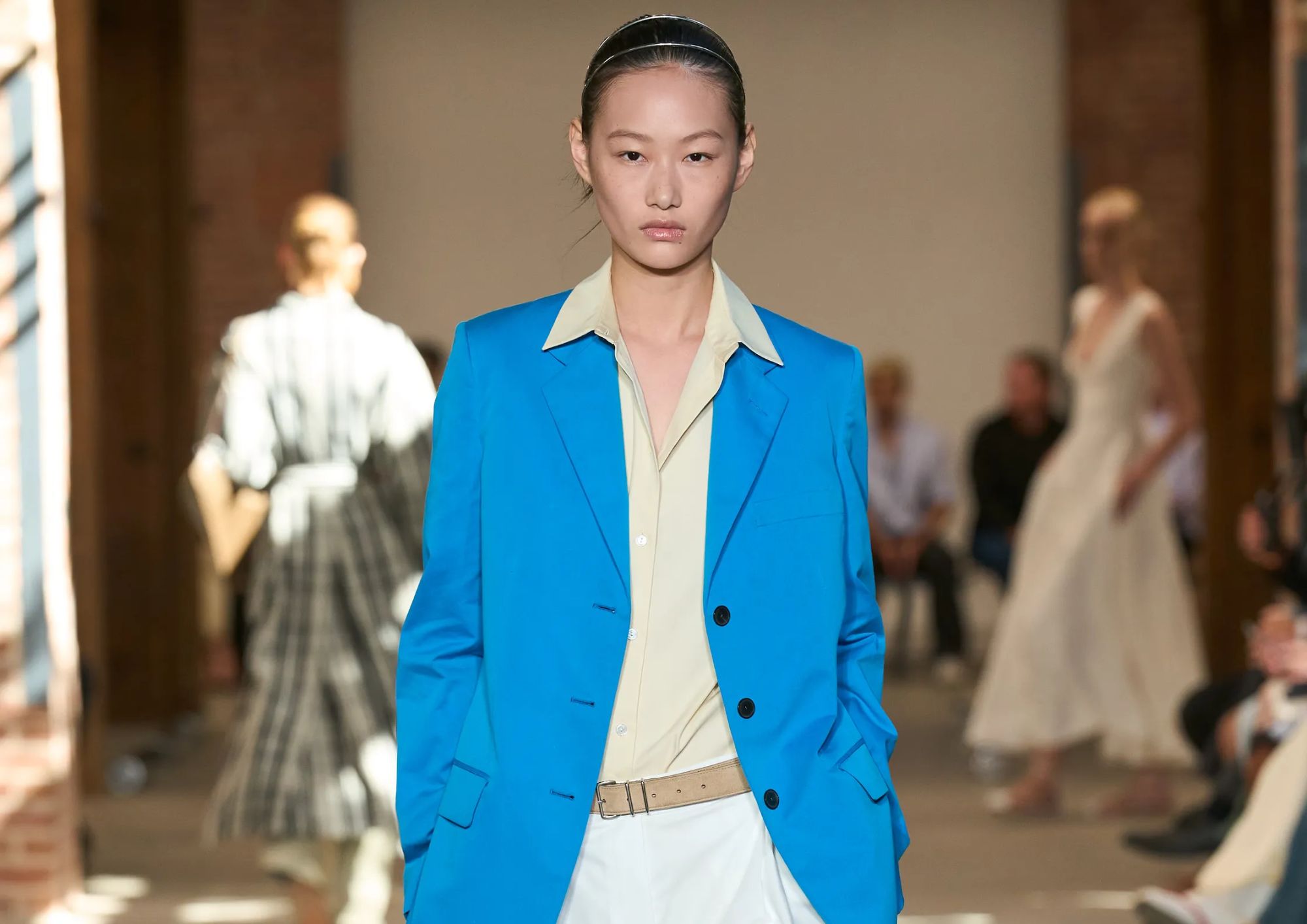 Calvin Klein Collection Spring 2027: La girlie minimalista prevalece